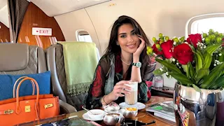 بالصور.. ياسمين صبري تستمتع بآخر أيام الصيف في شوارع باريس