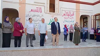 بالفيديو والصور- وكيل تعليم أسيوط يتفقد أول أيام الدراسة ويهنئ الطلاب والمعلمين