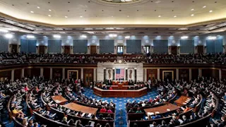 الكونجرس الأمريكي: 1.4 مليون موظف فيدرالي لم يتقاضوا رواتبهم بسبب الإغلاق الحكومي