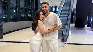 بعد طلاق مسلم وزوجته.. 20 صورة رومانسية جمعتهما