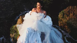 نادين الراسي تنشر صورًا جديدة.. وتعلق: تقبلوا كل شيء بإيمان 