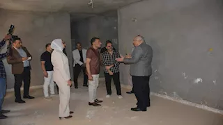 محافظ الوادي الجديد يوجّه بتخصيص برج سكني لإقامة الطالبات المغتربات