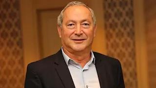 نشرة التوك شو| تعليق سميح ساويرس على خروجه من قائمة "فوربس".. وكواليس لقاء باسم يوسف مع بيرس مورجان