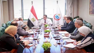 نائب رئيس مجلس الوزراء ووزير الصحة يتابع تسوية مديونيات منظومة الشراء الموحد