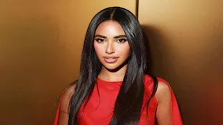 بصيحة الظهر المكشوف.. 5 صور ومعلومات عن إطلالة آية سماحة