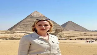 بعد تصدرها التريند.. حقيقة زيارة كيت وينسلت للأهرامات والقلعة