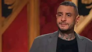 بصورة نادرة لهما على "حمار".. أحمد الفيشاوي يستعيد ذكرياته مع والده