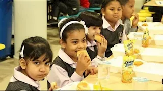 بالتفاصيل.. "التعليم" تعلن بدء توزيع الوجبات المدرسية الأحد المقبل