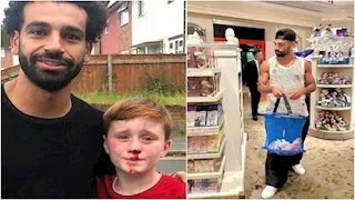 "ملاهي وسوق".. 13 صورة ترصد كيف يقضي محمد صلاح إجازته مع عائلته 