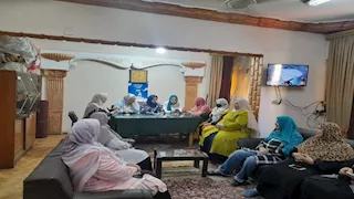 محافظ الشرقية يتابع تفعيل مبادرة "معًا.. بالوعي نحميها" لتمكين المرأة (صور)