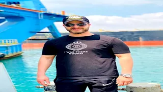 من أحلام المدرسة إلى النعش.. مأساة أب ودّع طفلَيه قبل أن يحقق وعده