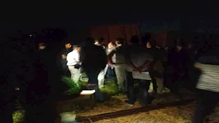 مصدر: الاستعانة بونش من المنيا لرفع 7 عربات خرجت عن القضبان في بني سويف