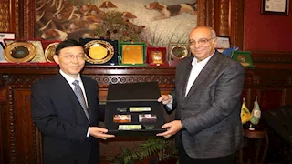 "بحوث الصحراء" يستقبل وفدًا صينيًا لبحث التعاون العلمي المشترك