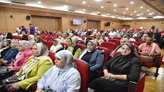 عجز وأعباء مالية ودروس خصوصية.. كيف استعدت بورسعيد لاستقبال العام الدراسي الجديد؟