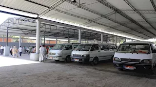 غرامة 5 آلاف جنيه على المركبات المخالفة خارج المواقف الرسمية بالمنيا 