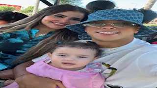 "سندي وأمان أولادي".. أول تعليق من زوجة إمام عاشور بعد إصابته بفيروس A