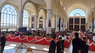 بالصور - إيبارشية ديروط وصنبو تنهي استعداداتها لاستقبال البابا تواضروس 