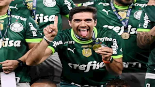 رغم انتقادات الجماهير.. الأهلي يفاوض مدرب بالميراس البرازيلي