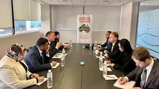 وزير البترول يبحث التعاون مع شركات التعدين والغاز في غرب أستراليا