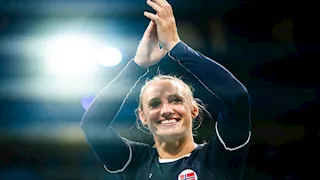 عادت للعب بعد الكيماوي.. كيف هزمت بطلة أولمبياد باريس "السرطان"؟