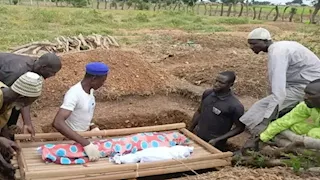 بينهم نساء وأطفال.. مصرع 29 شخصا إثر غرق قارب في نيجيريا