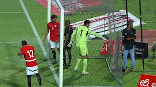 8 صور ترصد طلبًا غير معتاد لمحمد الشناوي خلال مباراة مصر وإثيوبيا