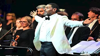 بالصور| هاني فرحات يقود الأوركسترا السعودي وأوركسترا الأوبرا الملكية الفرنسية بقصر فرساي