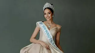 ملكة جمال العالم 2025 بإطلالة جذابة في أحدث ظهور