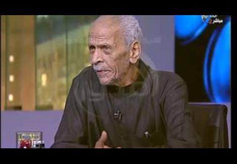  أحمد فؤاد نجم يصف الرئيس السابق مرسي بـ "الحاكم الأهطل"