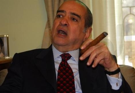  فريد الديب: "مبارك" طلب رسمياً الإدلاء بصوته فى الدستور كأي مواطن مصري
