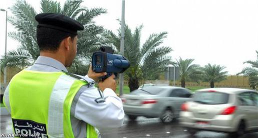 خبير مروري: قانون المرور الجديد في صالح المواطن ويشبه مثيله بالإمارات