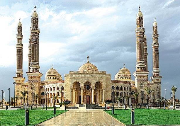 بالصورمسجد الصالح جوهرة في قلب صنعاء مصراوى
