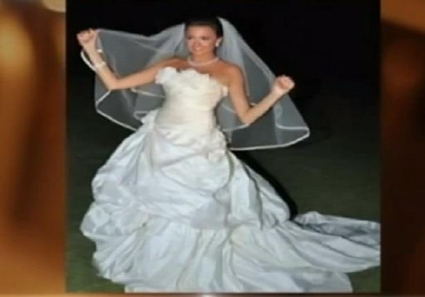 بشرى تعرض فستان زفافها للبيع على الهواء