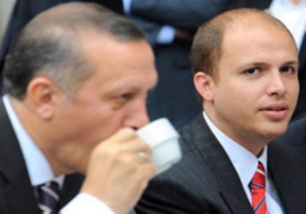 نبيل نعيم : نجل أردوغان يمتلك أكبر محل قمار في تركيا ويضع صورة لوالده