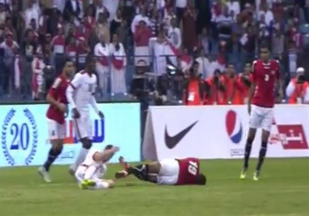 لاعب يمني يفقد وعيه أمام قطر