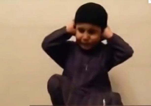 طفل يقلد الشيخ عبد الباسط عبد الصمد في ذكرى وفاته