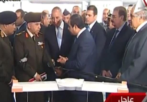 الحوار الذى دار بين الرئيس السيسى وأحد قيادات القوات المسلحة ومحافظ الغردقة حول تكاليف ميناء الغردقة 