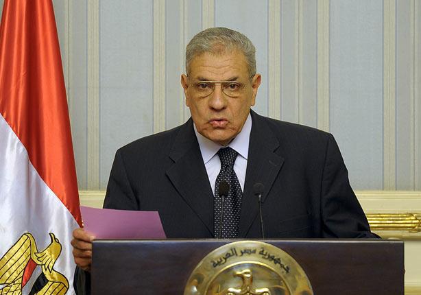 محلب يتفقد الجمعية الزراعية بسوهاج للاطلاع على دفتر بيع أسعار السماد والنترات محلب يتفقد الجمعية الزراعية بسوهاج للاطلاع على دفتر بيع أسعار السماد والنترات