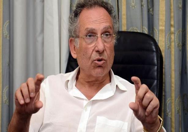 ممدوح حمزة: النقابات المهنية تخوض انتخابات البرلمان لعدم وجود شعبية للأحزاب ممدوح حمزة: النقابات المهنية تخوض انتخابات البرلمان لعدم وجود شعبية للأحزاب