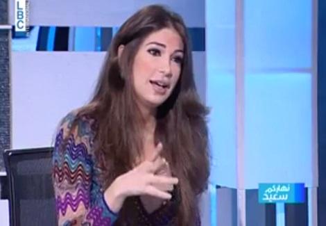 مذيعة لبنانية توقف برنامجها الحواري اعتراضا على تقييد الإعلام