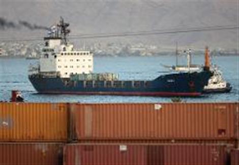 معاريف: توقف العمل كليًا في ميناء إيلات لعجز السفن عن المرور في أي اتجاه