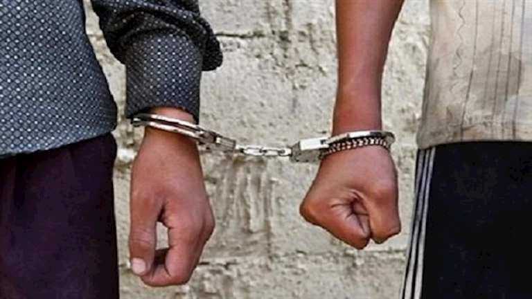 مطاردة مثيرة تنتهي بضبط لصين سرقا اكسسوار سيارة بالإسكندرية