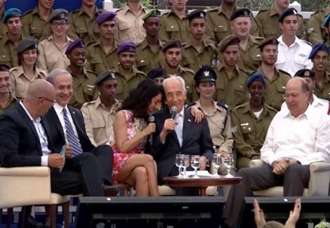رئيس إسرائيل يتعرض للـ''تحرش الجنسي''