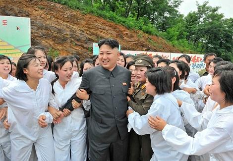 عشيقة الزعيم الكوري الشمالي السابقة تعود من الموت