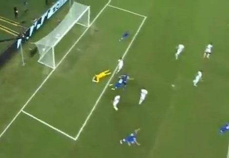 الهدف الأول لإيطاليا عن طريق مارشيسيو في مرمى إنجلترا بالمونديال
