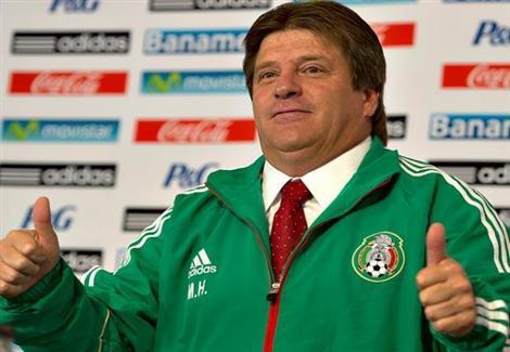 ماذا فعل مدرب المكسيك بنجم هولندا بعد هزيمة بلاده؟