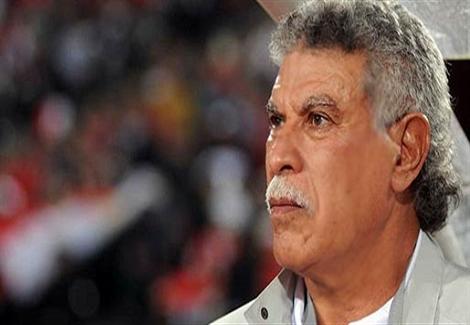 رسمياً: "حسن شحاتة" يتولى قيادة فريق الدفاع الحسني المغربي 