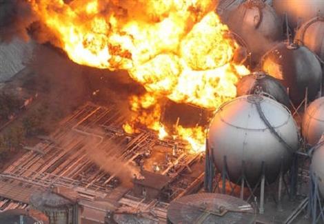 مقتل 35 شخصًا على الأقل إثر اندلاع حريق بمستودع وقود في بنين