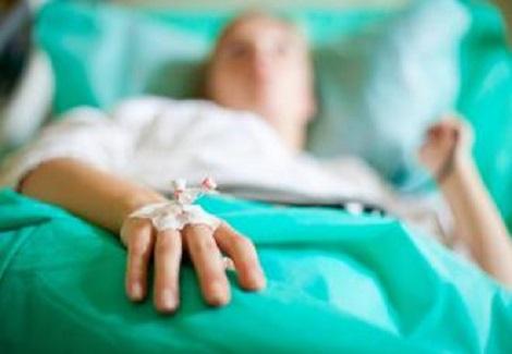  يجوز الافطار لمن يجري عملية جراحية عاجلة  