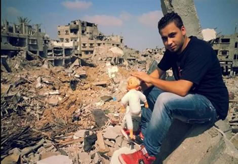 ''راب'' على أنقاض غزة